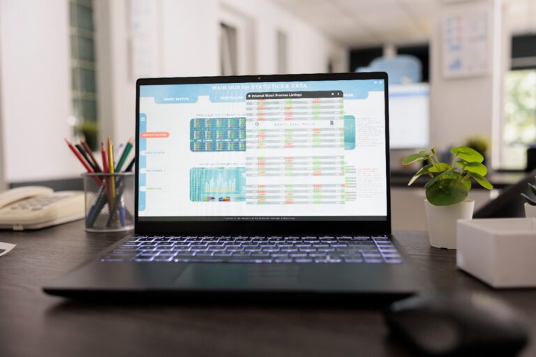 Un fichier excel ouvert sur un ordinateur